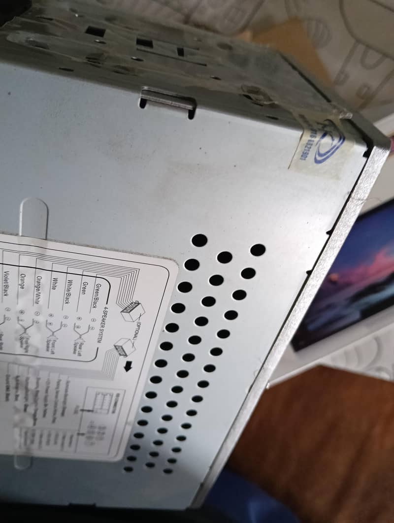 7" Multimedia Touch Screen 4