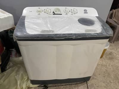 Allied brand new washing machine with dryer for sale . . .