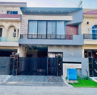 Phase 1 block DD 5 marla House for sale