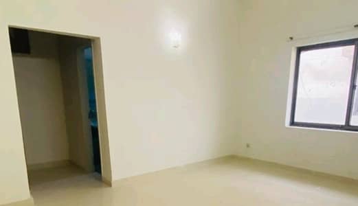 Premium Corner 10 Marla House Is Available For sale In Lahore