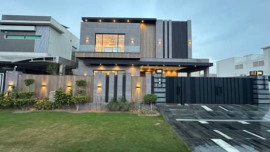 1 Kanal Elegant And Fully Maintained Super Hot Located Bungalow Is Available For Sale In The Best Block Of DHA Phase 6 Block C Lahore.