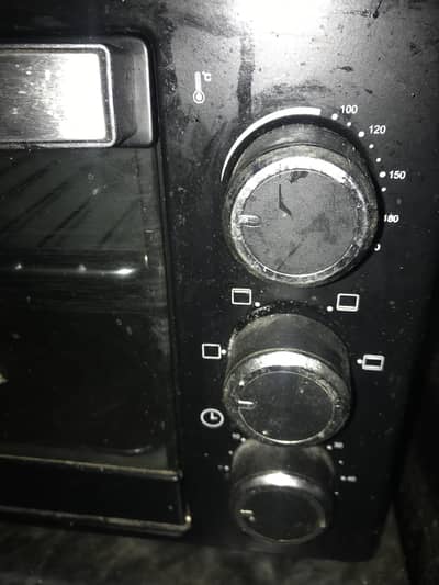 Electric Oven properly working