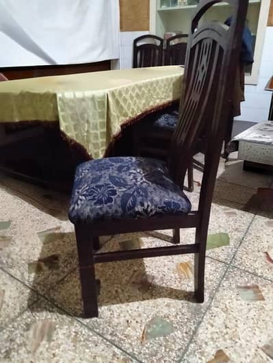 dining table with 6 chairs no use neat clean mazbbot