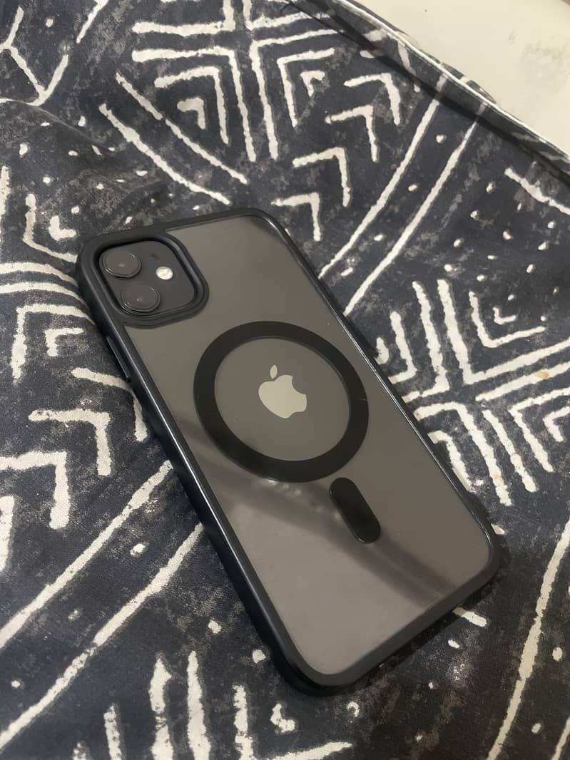 Apple iPhone 11 0