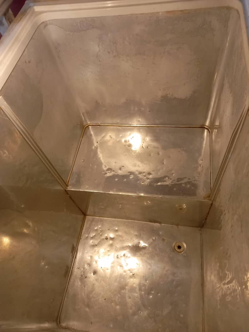 Dawlance Deep frezer 3