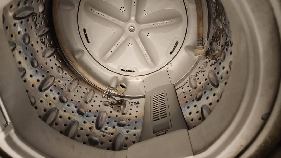 DAWLANCE AUTOMATIC WASHING MACHINE 3