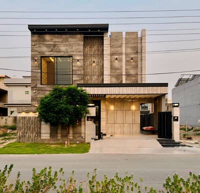 Ultra Modern Top Of the LINE 10 Marla House available for sale