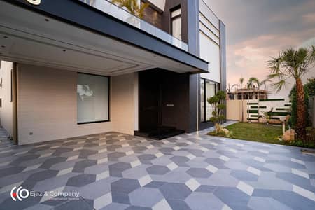 Designer Furnished 1 Kanal Adorable Bungalow On Top Location For Sale In U Block DHA Phase 7 Lahore