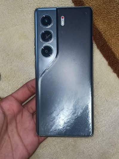 TECNO CAMON 40 PRO