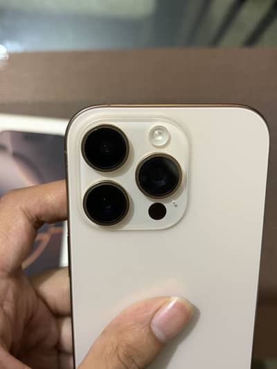 Iphone 16 pro non pta FU with box
