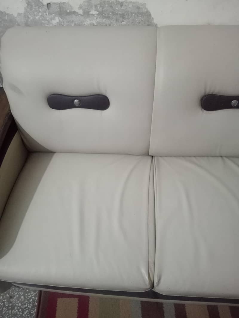 capsule shape sofa 2