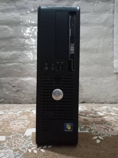 good condition core 2 quade proseccor 8 gb ram 260 gb storage