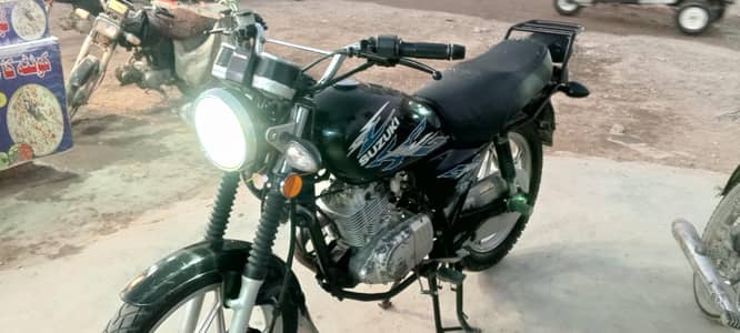 SUZUKI GS 150 SE 2019