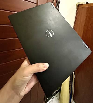 DELL APEX 2in1 Touch screen i7 8 generation 16 GB RAM
