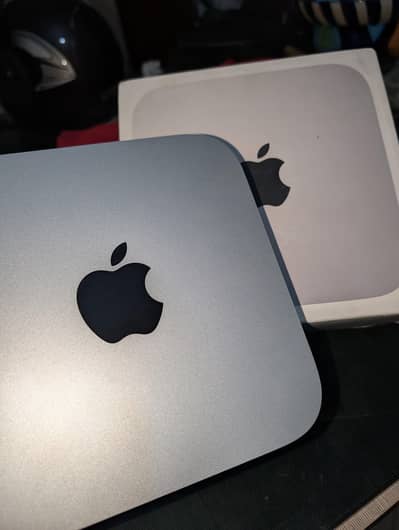 Mac Mini M2 Chip (512 GB) with original box