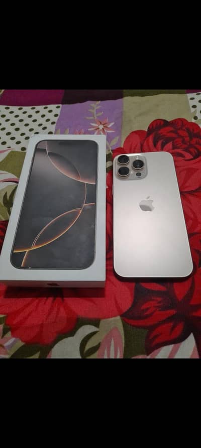 Iphone 16 pro max 256gb desert titanium 10/10 with box and led