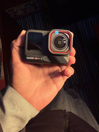 Insta360 ace pro 2 with complete box
