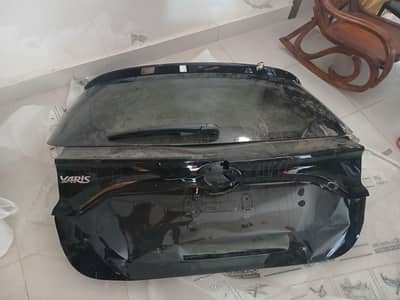 Yaris Trunk (diggi)