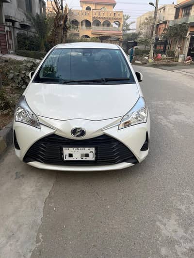 Toyota vitz totally geniune