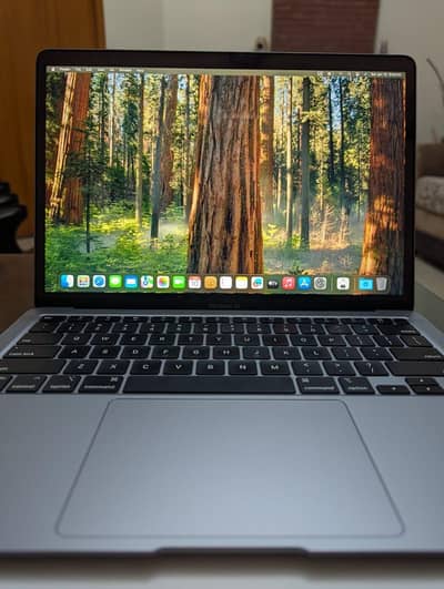 2020 Macbook Air M1 8/256gb