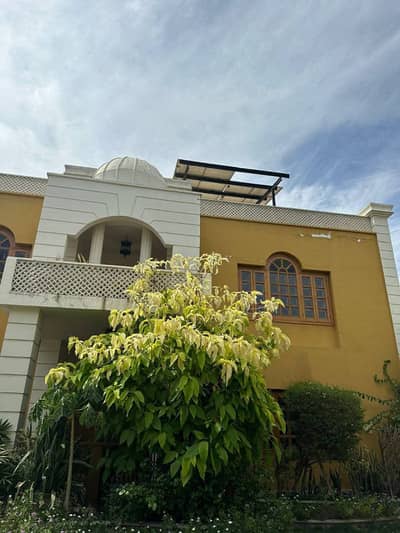 DEFENCE 1000 YARDS BUNGALOW FOR SALE WITH SOLAR