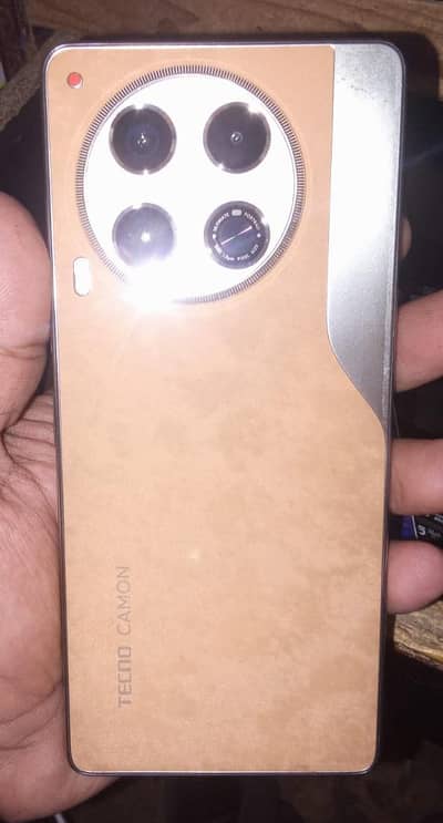 cammon 30 display finger  exhange possible