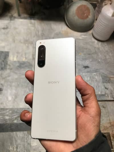 Sony Xperia 5 mark 4 Esim Time Available