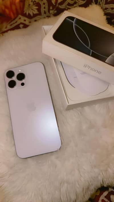 selling iphone 16promax