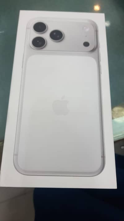 Iphone 17 pro max 256GB  PTA Approved Silver