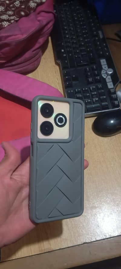 Infinix smart 8 4/64 all ok figure print on 10/10