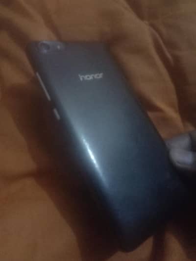 new condition Mein Hai screen bhi theek hai back bhi theek hai all ok