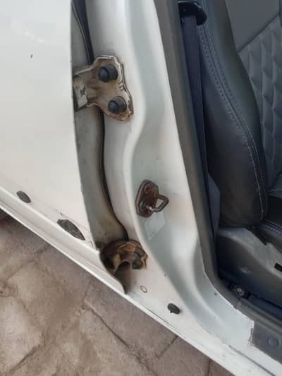 Suzuki Cultus 2011 Modal location bhwalpor road Lar