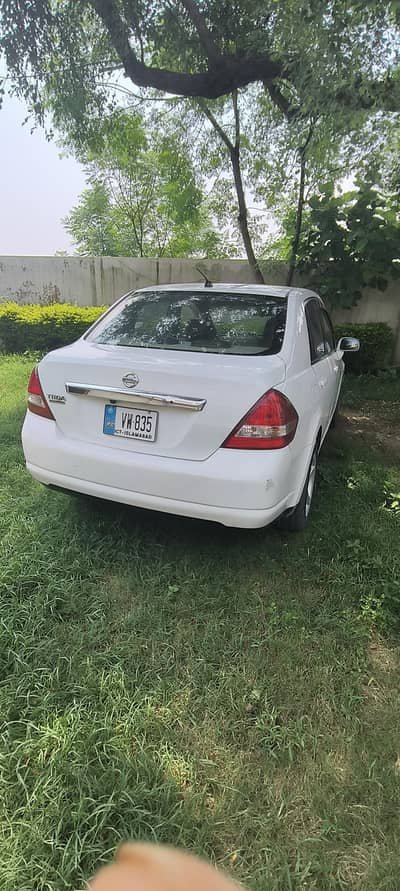 nissan tiida 2007
