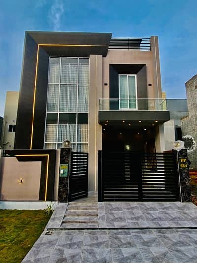 Prime Location Citi Housing Society House Sized 5 Marla