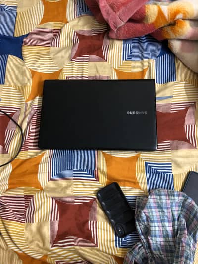 Used Samsung laptop in good condition