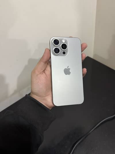 Iphone 15 pro max 256gb Non pta Factory unlocked