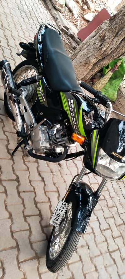 Honda CG 125cc Deluxe 03106095670