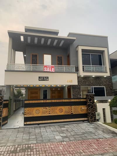 10marla park face brand new double unit designer house for sale