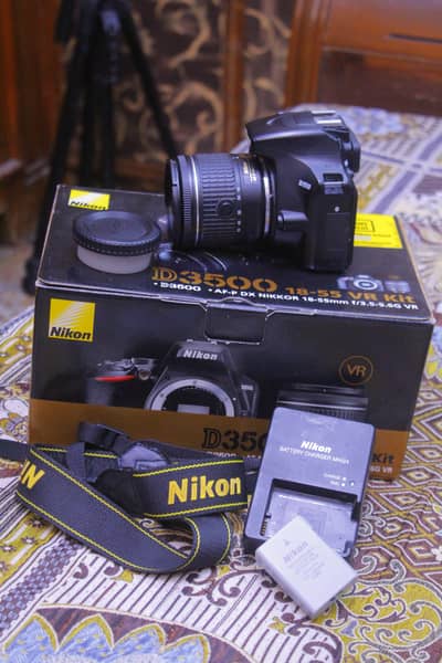 Nikon D3500 with 18 55mm lens Excellent condition
