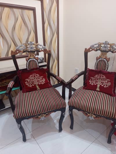 2 Chairs