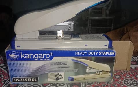 Kangaroo Big Stappler