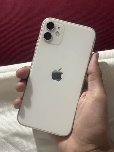 Iphone 11 64 GB. 10/10. BH 89. Ful orignal New bypased. Wa 03089555226