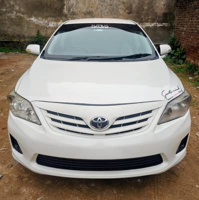 Toyota colla Gli white 2013 model