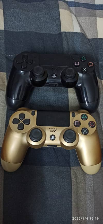 PS4 Pro Controllers