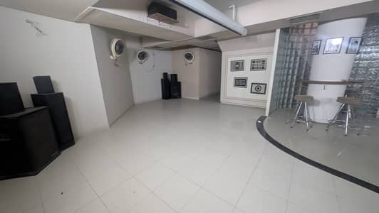 dha phase 1 2700 feet ground floor big parking space