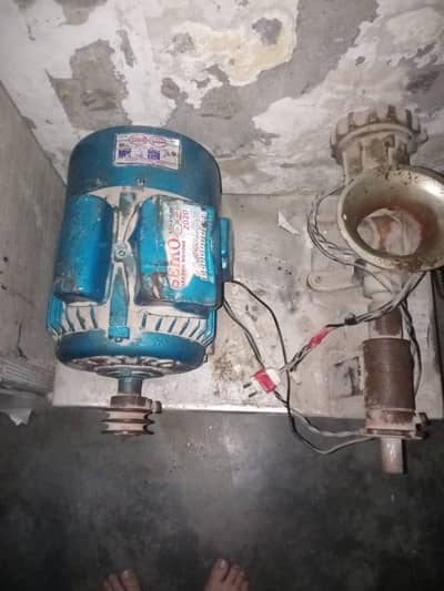 meat Grinder  urgent sale out good condition