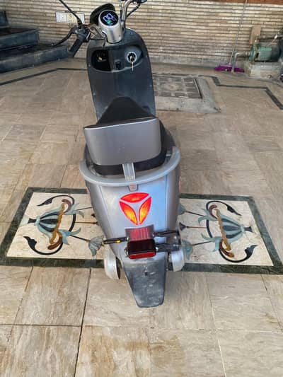 metro m6 contact: 03273166664 only on whatsapp