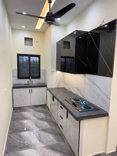 2 bed lounge flat available for sale 1st floor west open