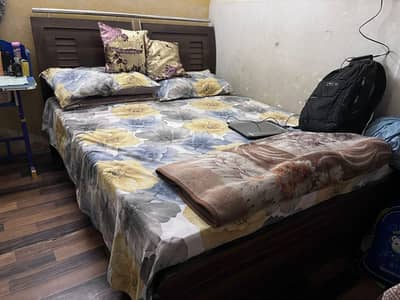 Wooden Bed Queen Size