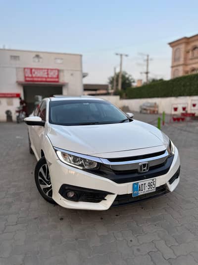 Honda Civic 2017 Model neat and clean